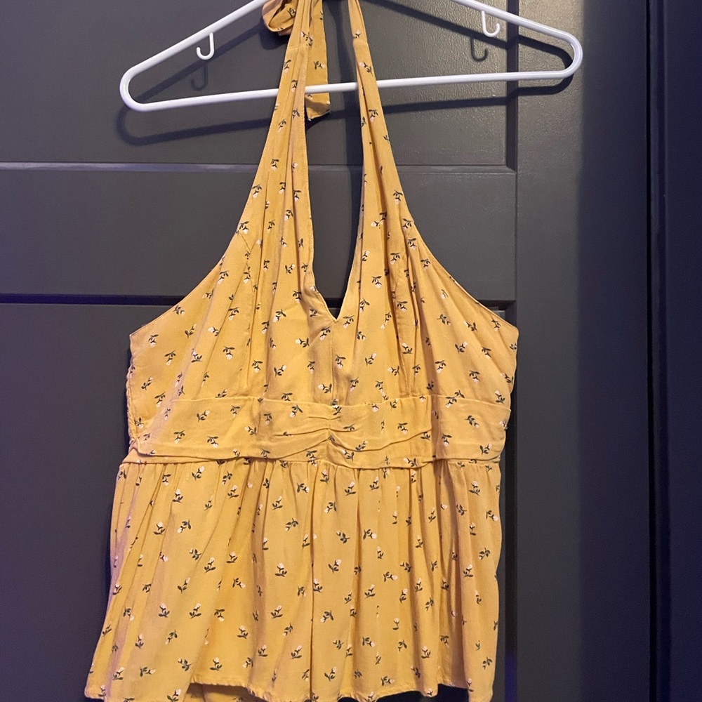 American Eagle shirt. Size L.